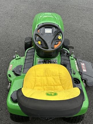 Image of John Deere X380 equipment image 3