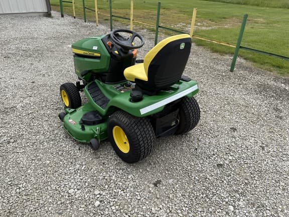 Image of John Deere X380 equipment image 3