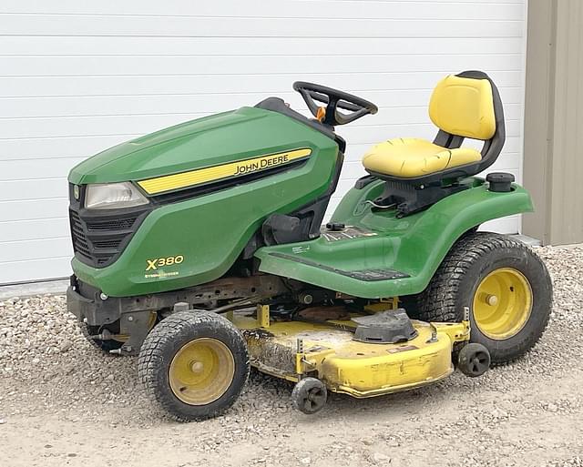 Image of John Deere X380 equipment image 1