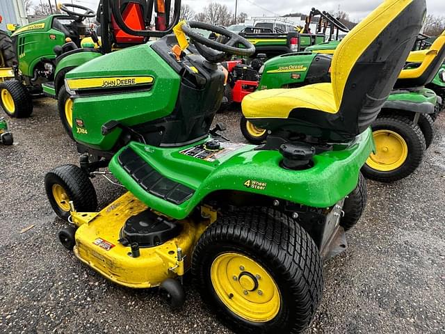 Image of John Deere X384 equipment image 1