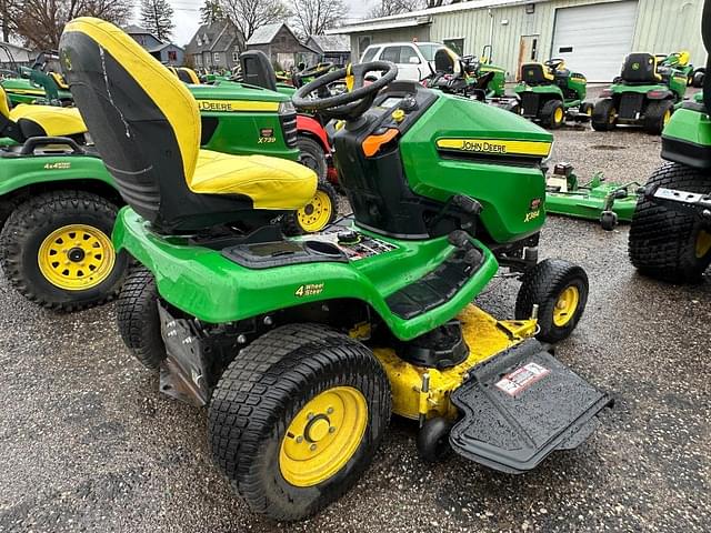 Image of John Deere X384 equipment image 2