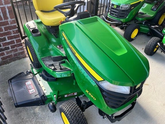 2024 John Deere X390 Equipment Image0