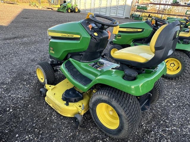 Image of John Deere X390 equipment image 1