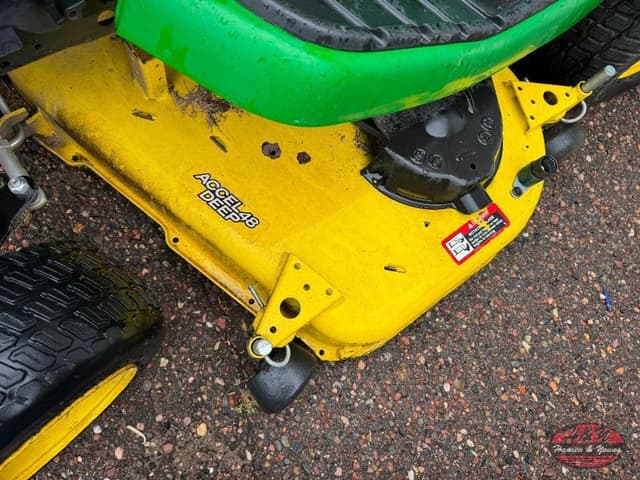 Image of John Deere X394 equipment image 3