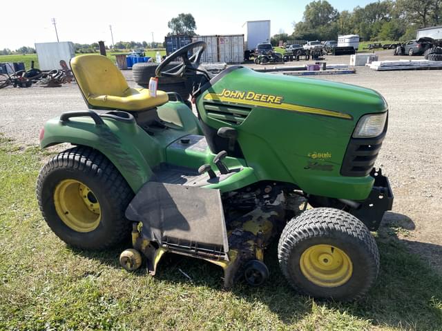 Image of John Deere X465 equipment image 3