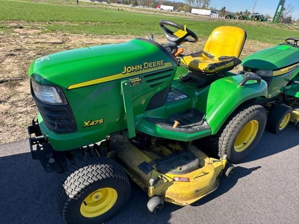 John Deere X475 Equipment Image0