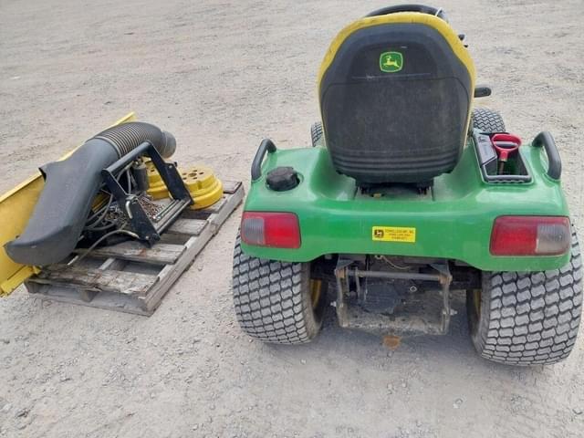 Image of John Deere X475 equipment image 4