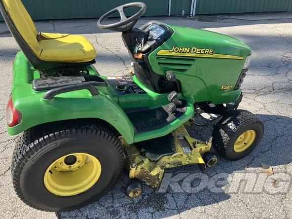 Image of John Deere X485 equipment image 1