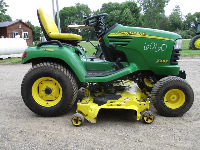 Image of John Deere X485 equipment image 4