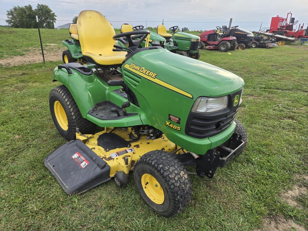 Image of John Deere X485 Primary image