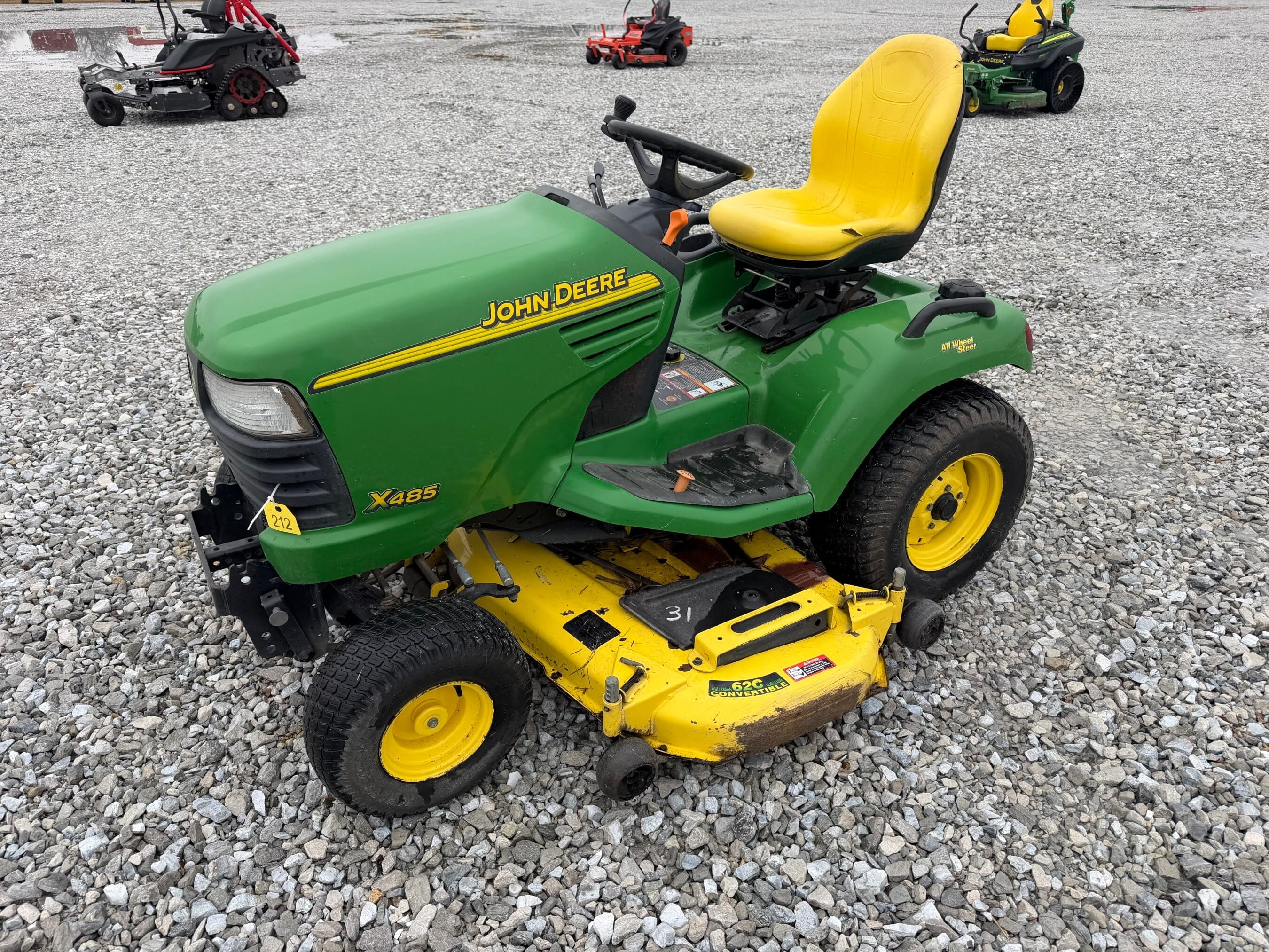 John Deere X485 Equipment Image0