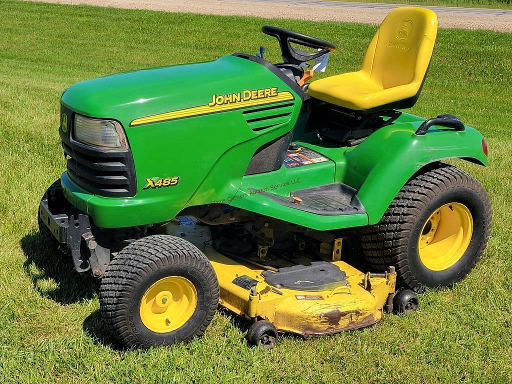 Image of John Deere X485 Primary image