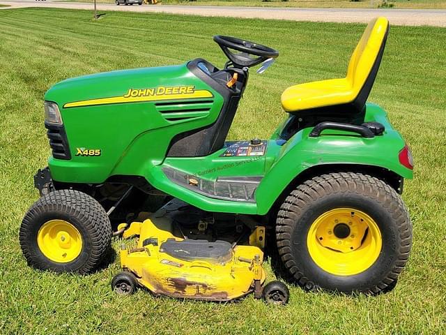 Image of John Deere X485 equipment image 1