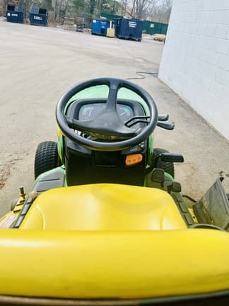 Image of John Deere X495 equipment image 1