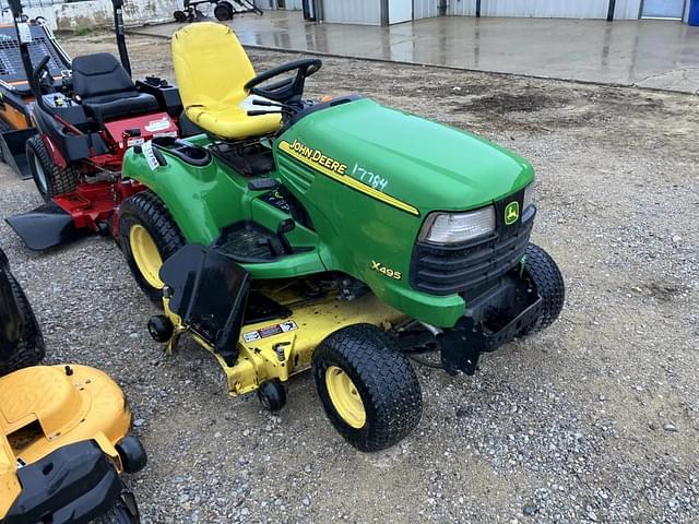 Image of John Deere X495 equipment image 1