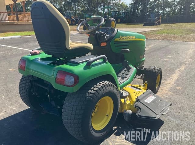 Image of John Deere X495 equipment image 1