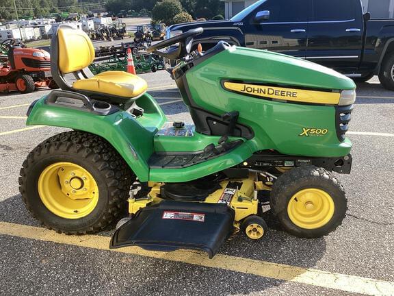 Image of John Deere X500 equipment image 1