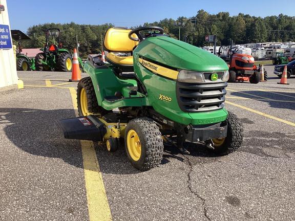 Image of John Deere X500 equipment image 2