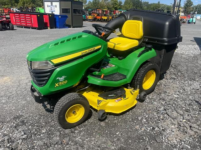 Image of John Deere X500 equipment image 1