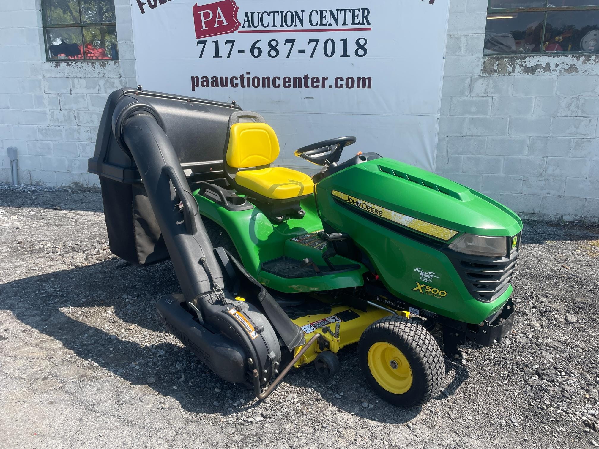 Main image John Deere X500