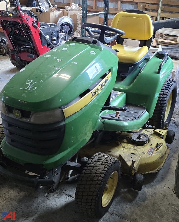 Image of John Deere X500 Primary image