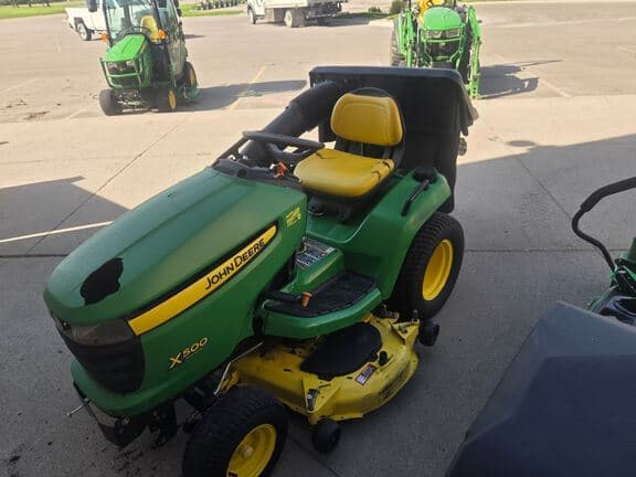 Image of John Deere X500 Primary image