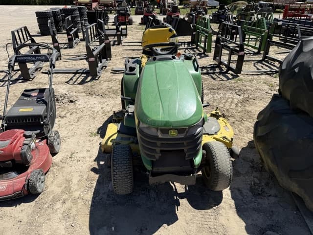 Image of John Deere X500 equipment image 1