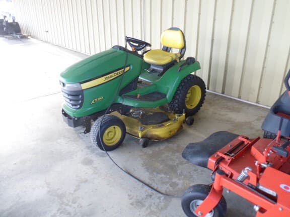 Image of John Deere X530 equipment image 3