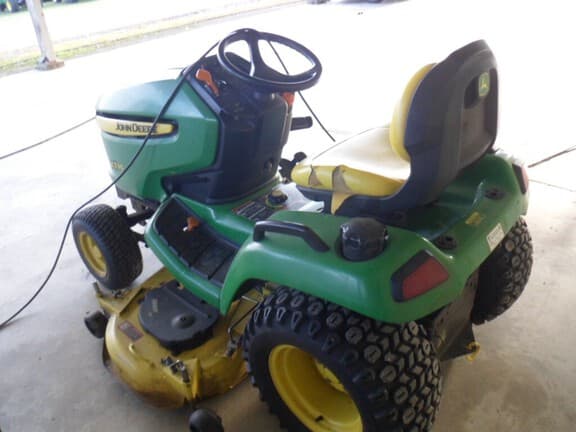Image of John Deere X530 equipment image 4