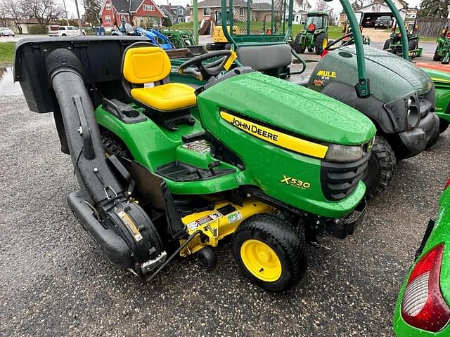 Image of John Deere X530 equipment image 3