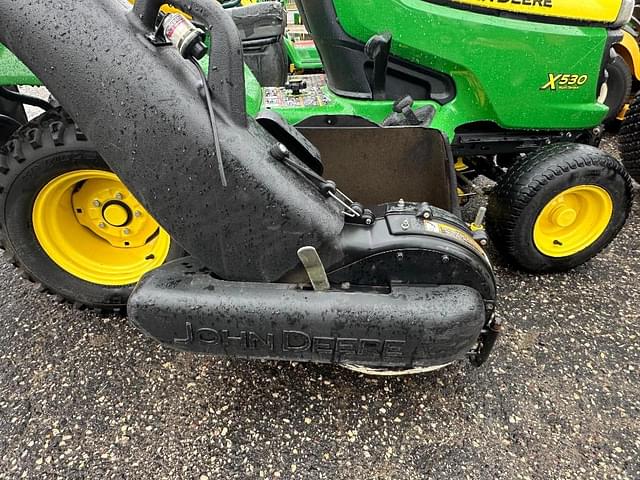Image of John Deere X530 equipment image 4
