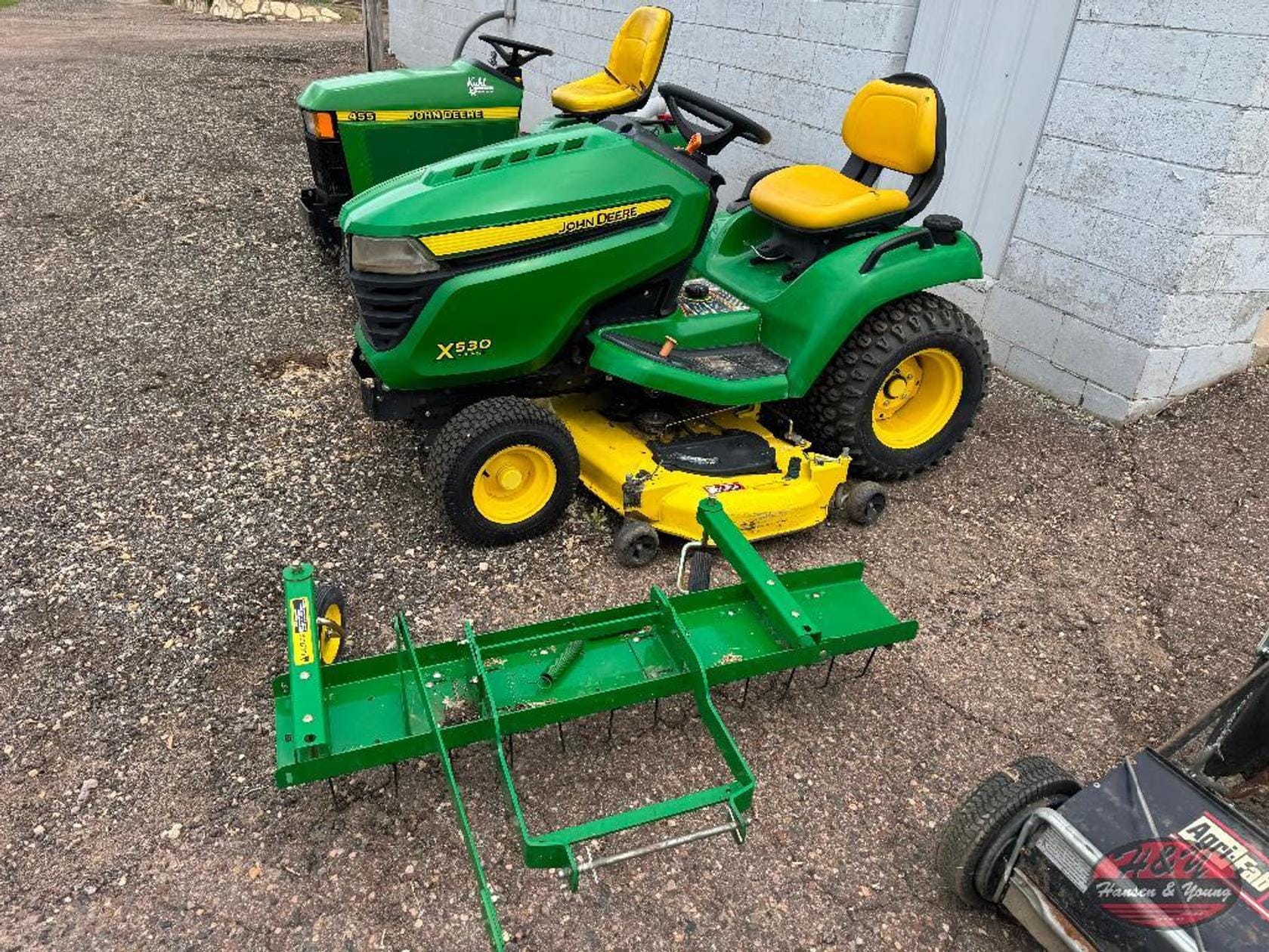 John Deere X530 Equipment Image0