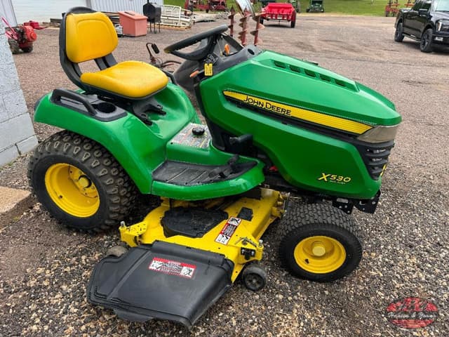 Image of John Deere X530 equipment image 4