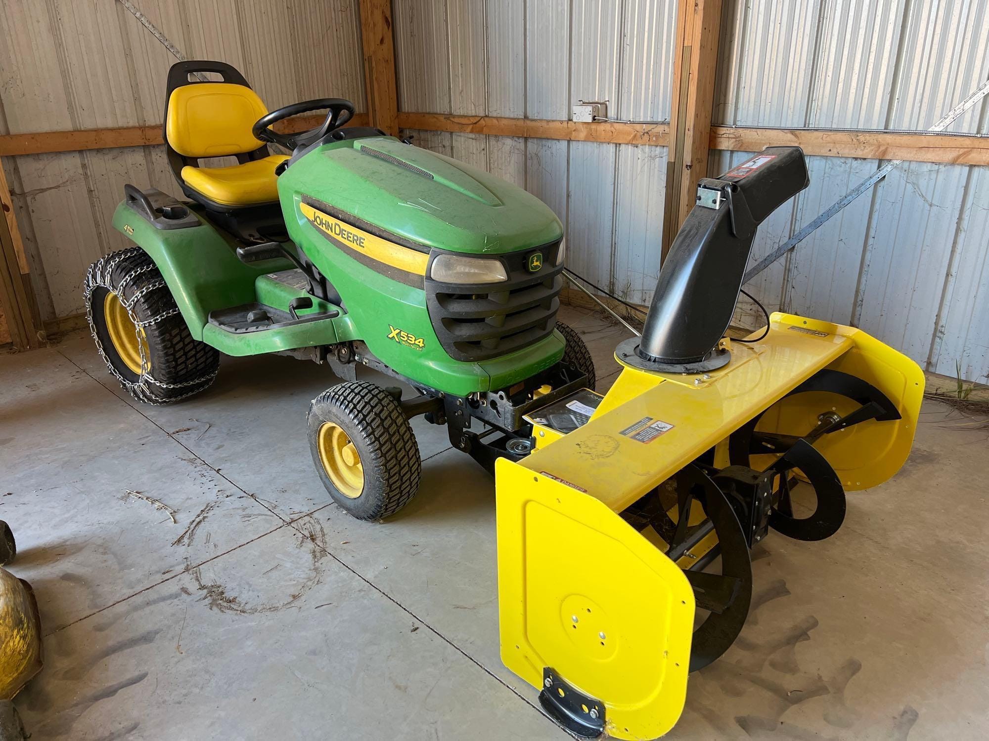Main image John Deere X534