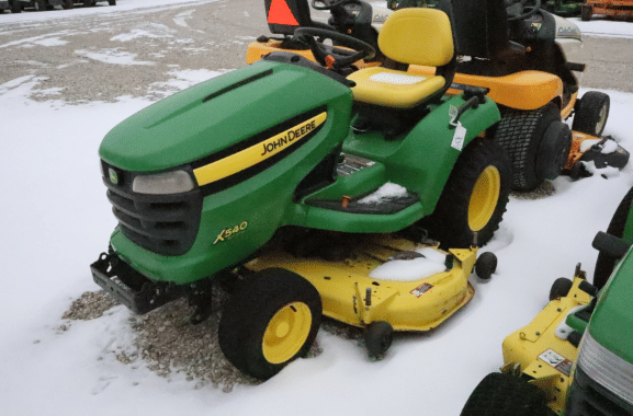 Main image John Deere X540