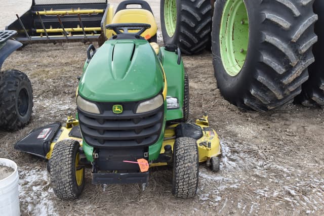 Image of John Deere X540 equipment image 1