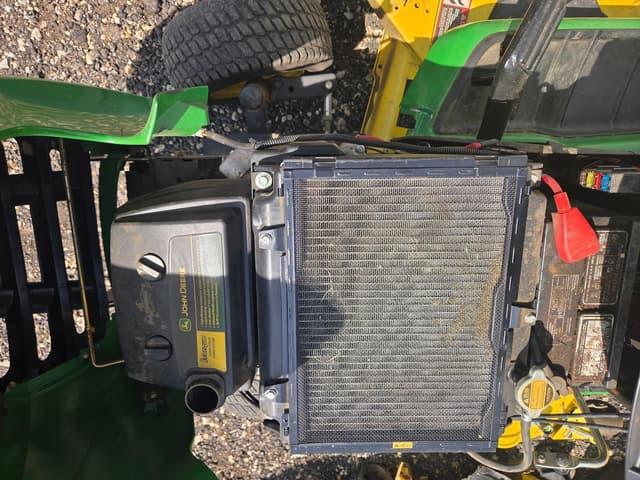 Image of John Deere X540 equipment image 4