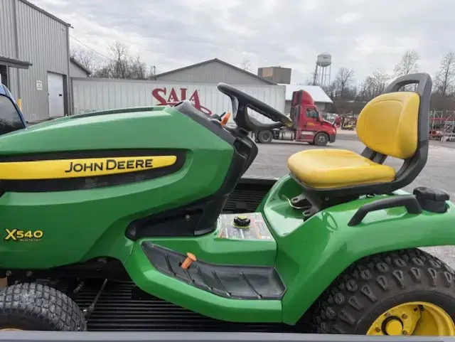 Image of John Deere X540 Primary image