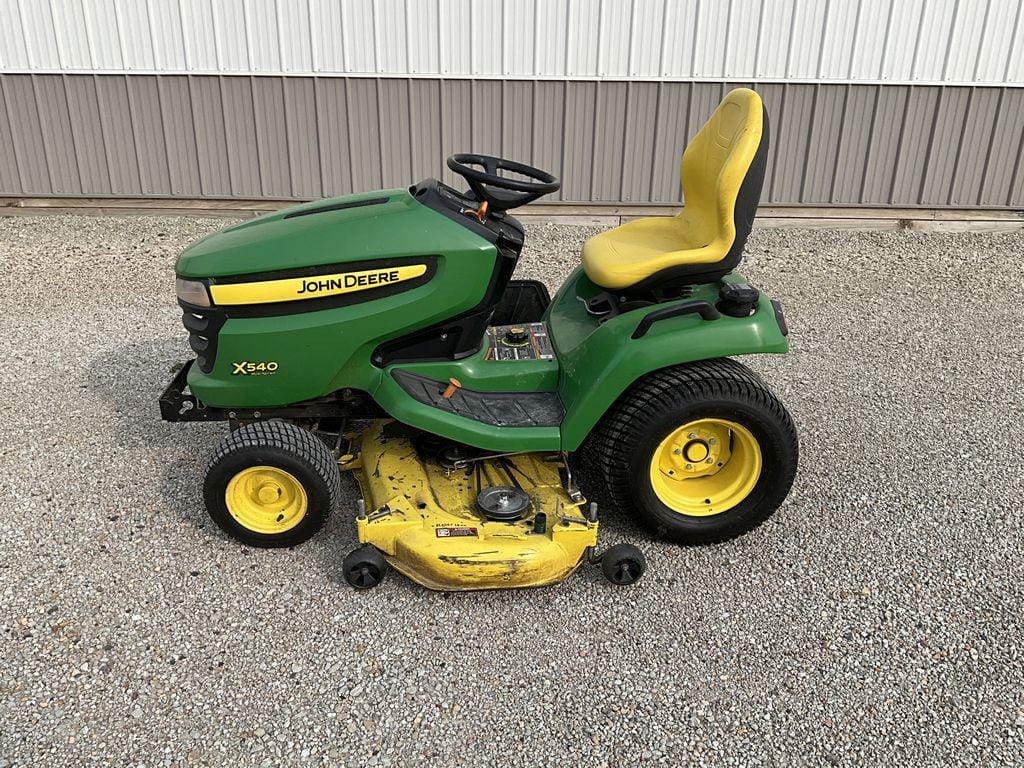 Main image John Deere X540