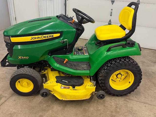 Image of John Deere X540 equipment image 2