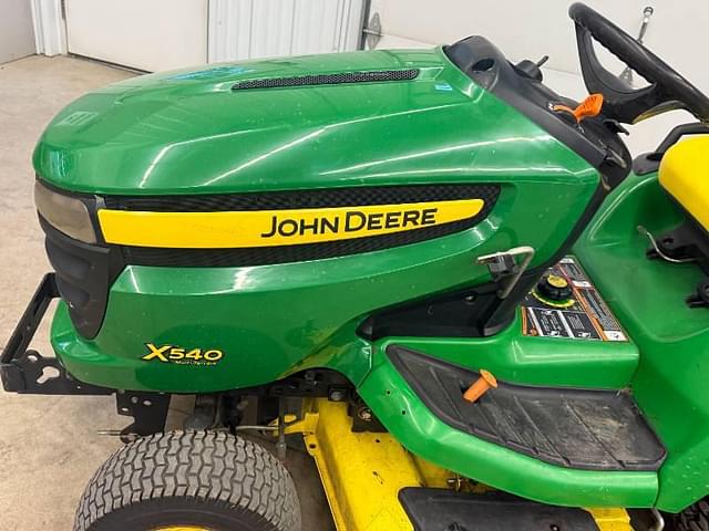 Image of John Deere X540 equipment image 3