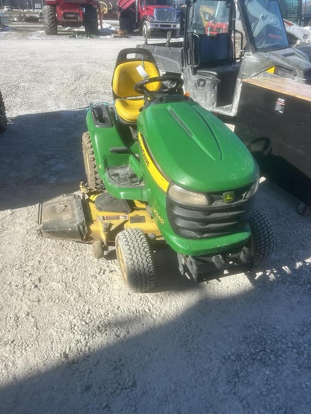 Image of John Deere X540 equipment image 2