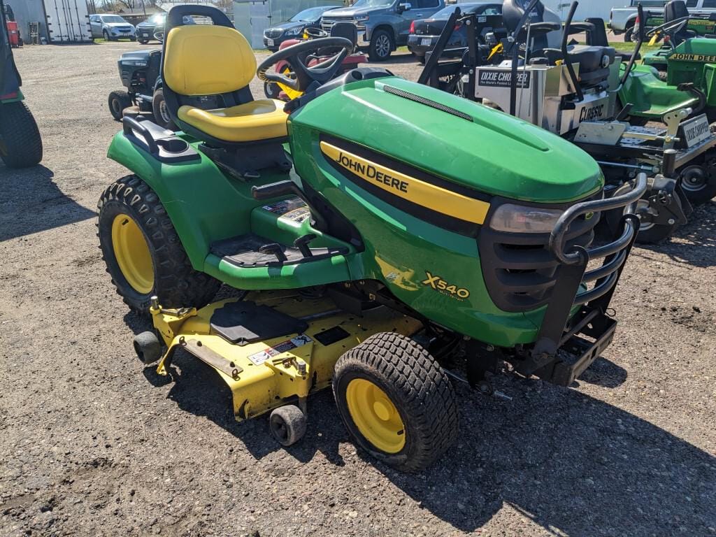 Main image John Deere X540