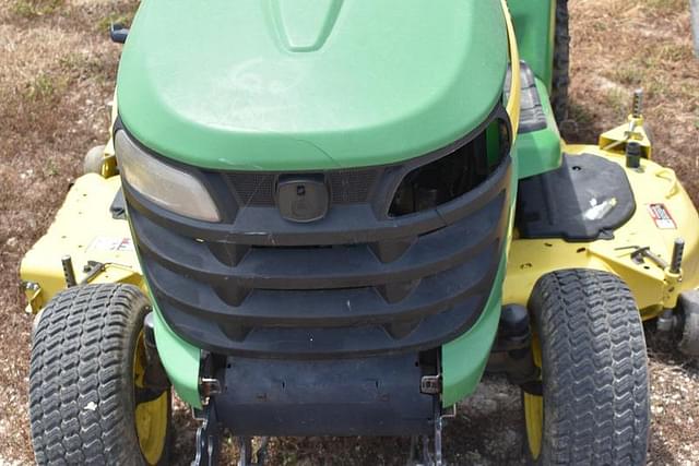 Image of John Deere X540 equipment image 4