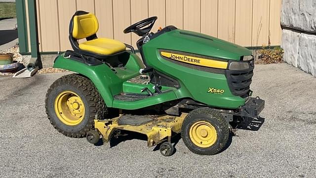 Image of John Deere X540 equipment image 1