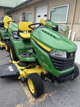 Image of John Deere X570 equipment image 1