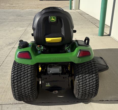 Image of John Deere X570 equipment image 3