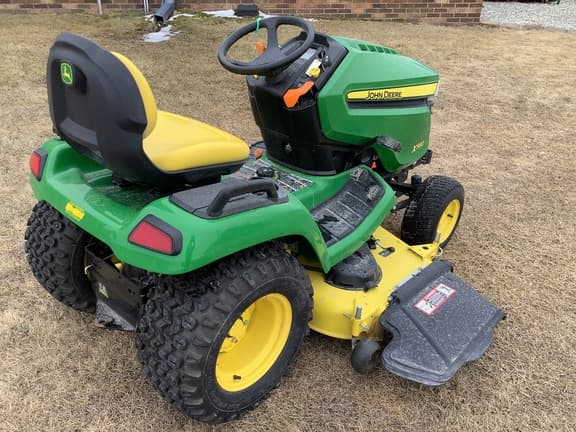 Image of John Deere X580 equipment image 4