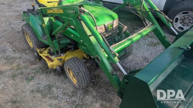Image of John Deere X585 equipment image 3