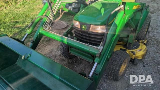 Image of John Deere X585 equipment image 1
